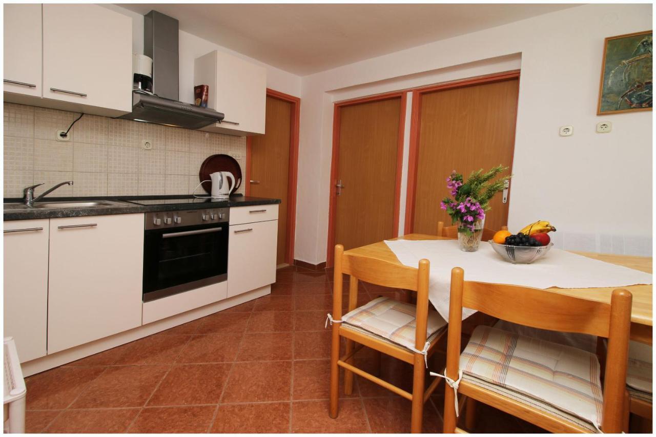 Apartments Elvis Primošten Εξωτερικό φωτογραφία