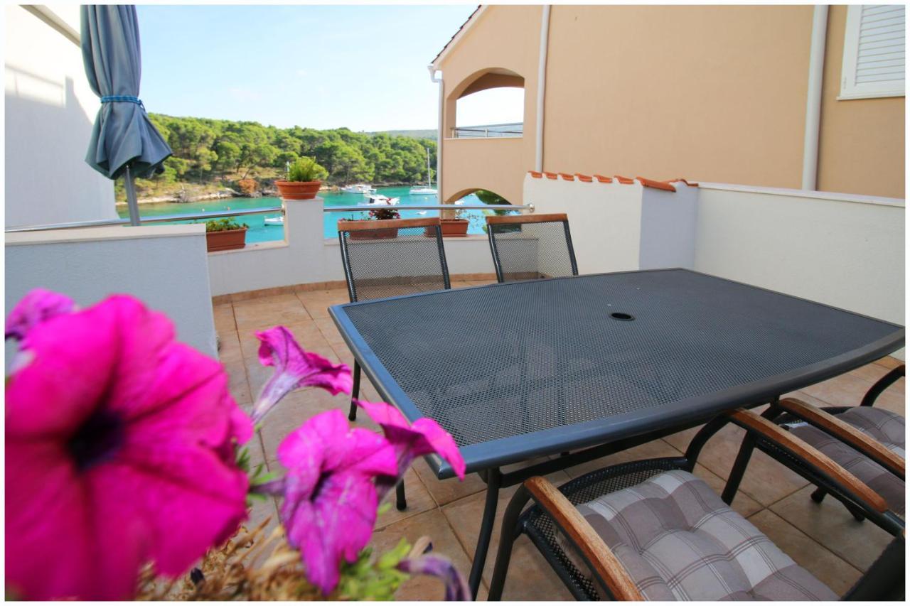 Apartments Elvis Primošten Εξωτερικό φωτογραφία