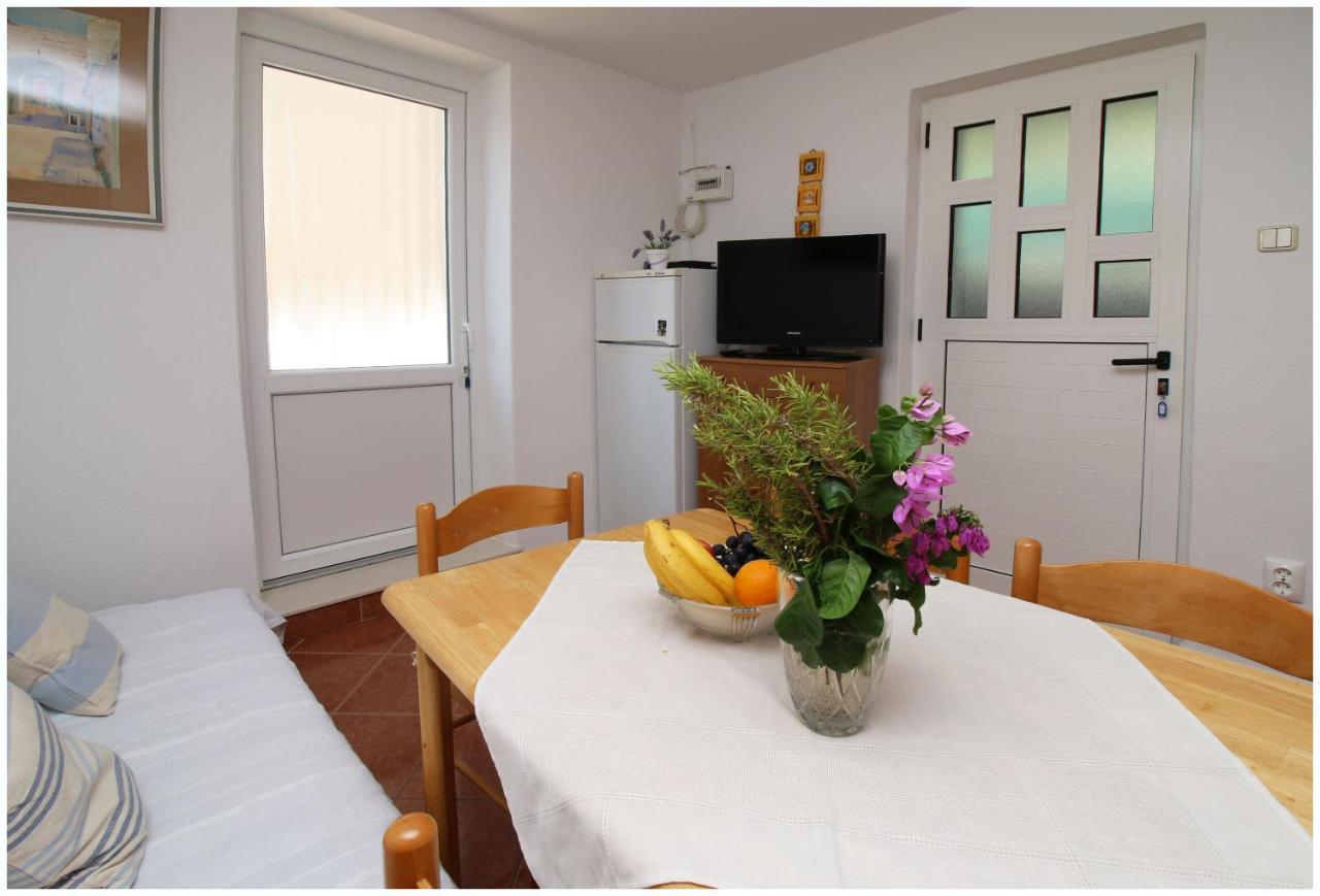 Apartments Elvis Primošten Εξωτερικό φωτογραφία