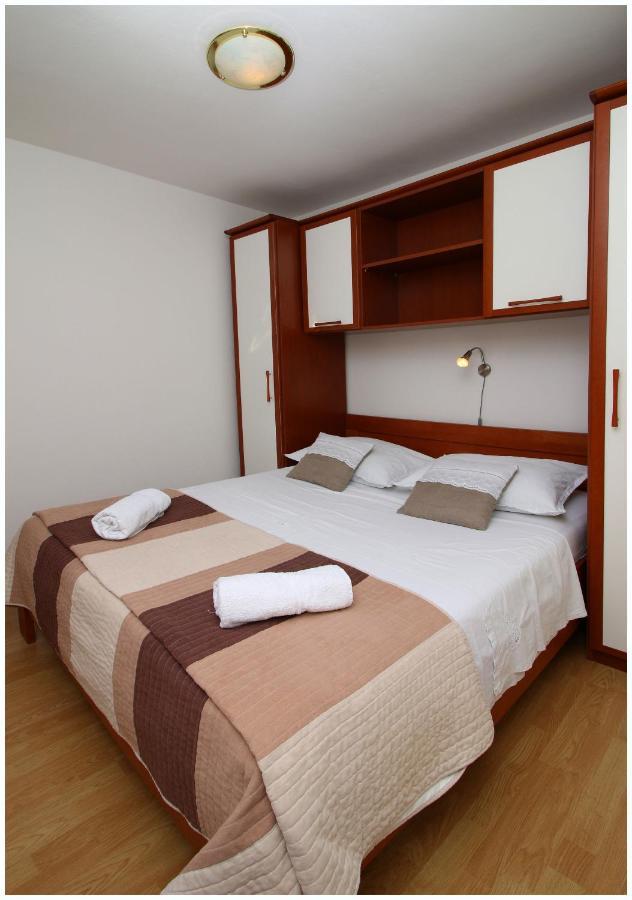 Apartments Elvis Primošten Εξωτερικό φωτογραφία