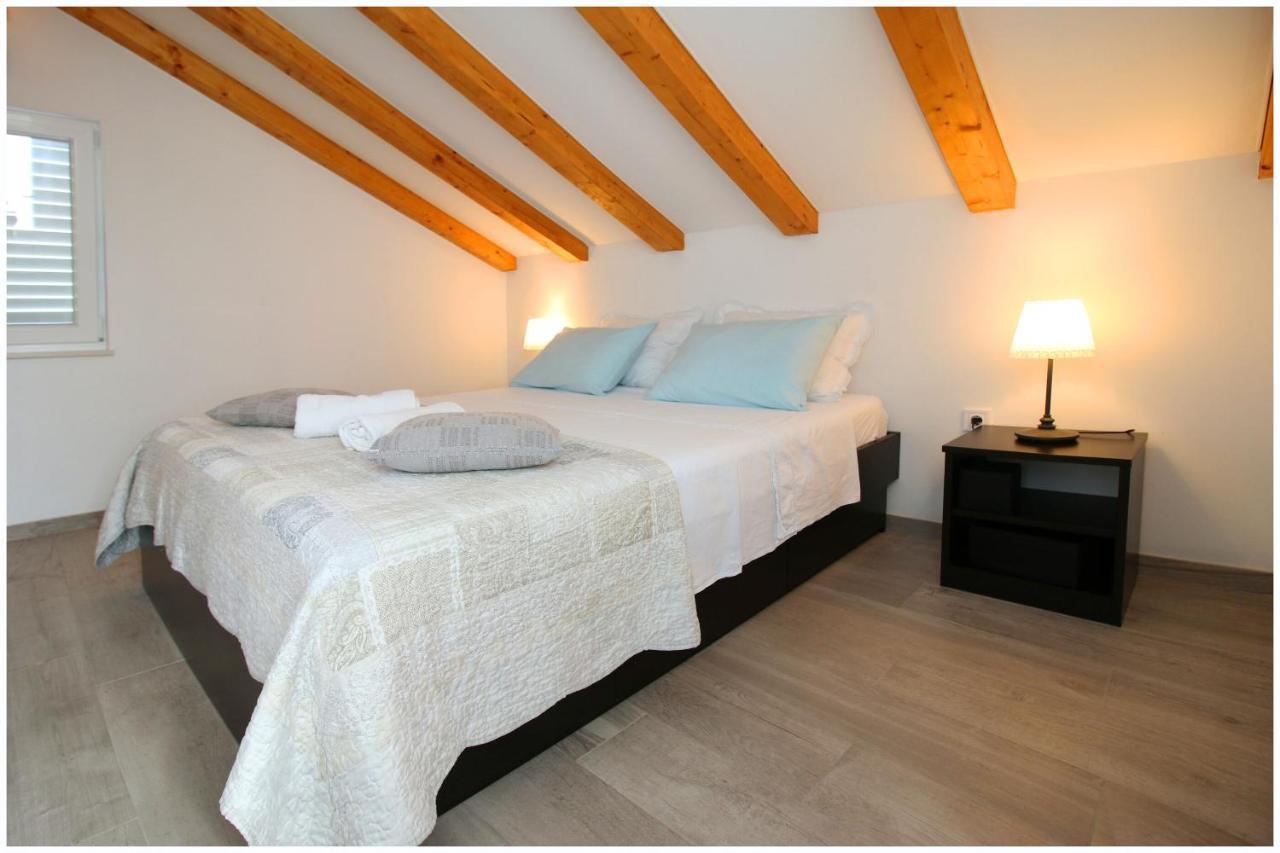 Apartments Elvis Primošten Εξωτερικό φωτογραφία