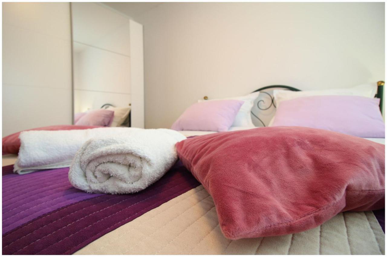 Apartments Elvis Primošten Εξωτερικό φωτογραφία