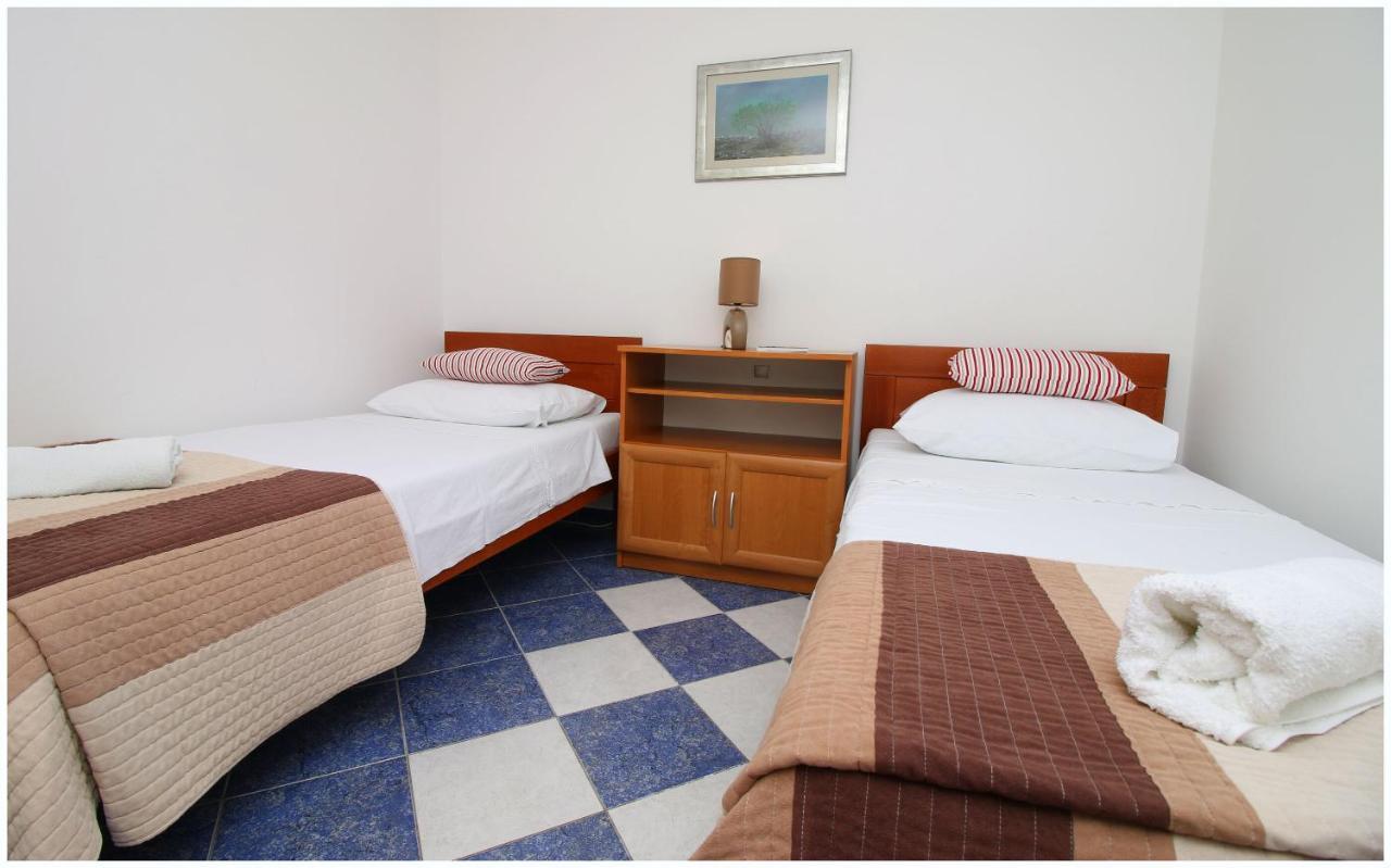 Apartments Elvis Primošten Εξωτερικό φωτογραφία