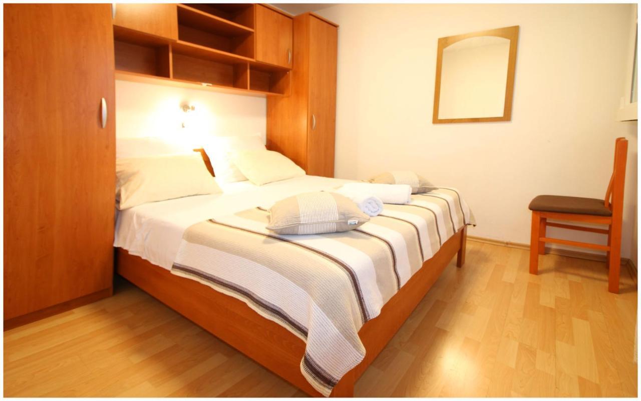 Apartments Elvis Primošten Εξωτερικό φωτογραφία