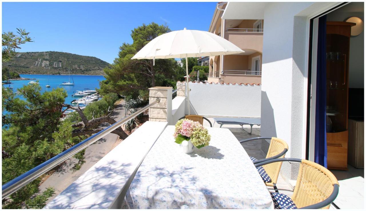 Apartments Elvis Primošten Εξωτερικό φωτογραφία